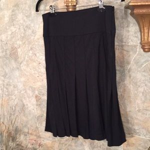 Isaac mizrahi 🌹 stunning black pleated skirt.
